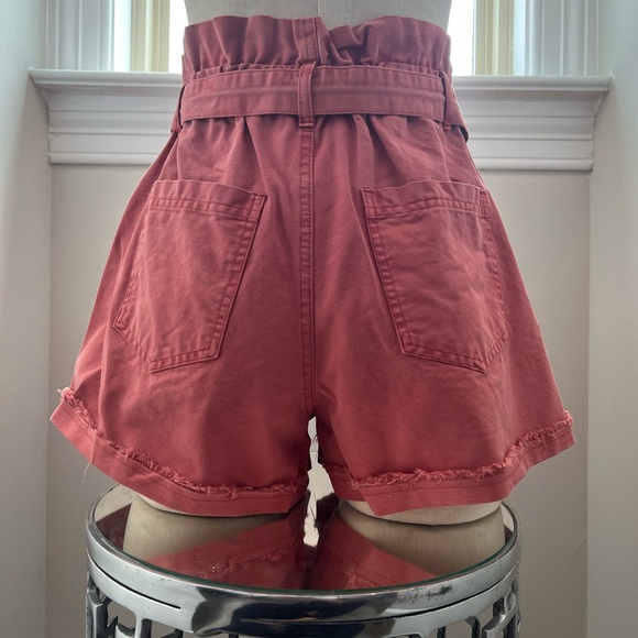 NEVER WORN! Chelsea and Violet Shorts are a size a 27 will fit a 2-4. - Picture 4 of 5